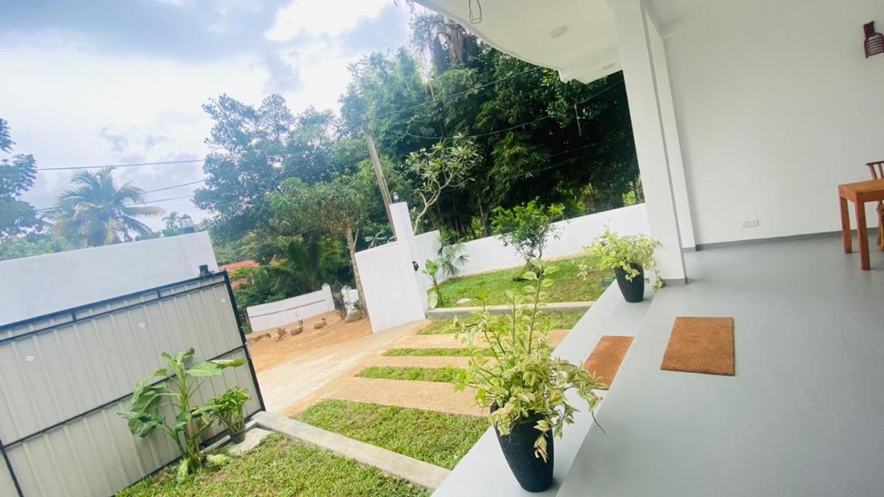Bunty Villa Talalla South Exterior foto